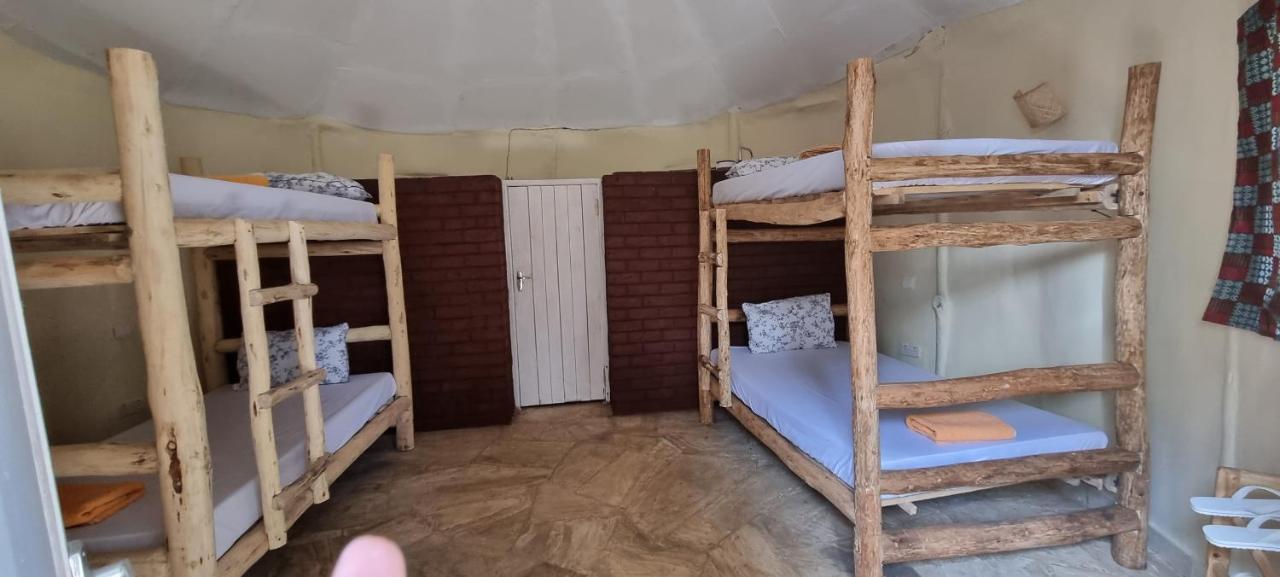 Kizumba House Hostel อารูชา ภายนอก รูปภาพ