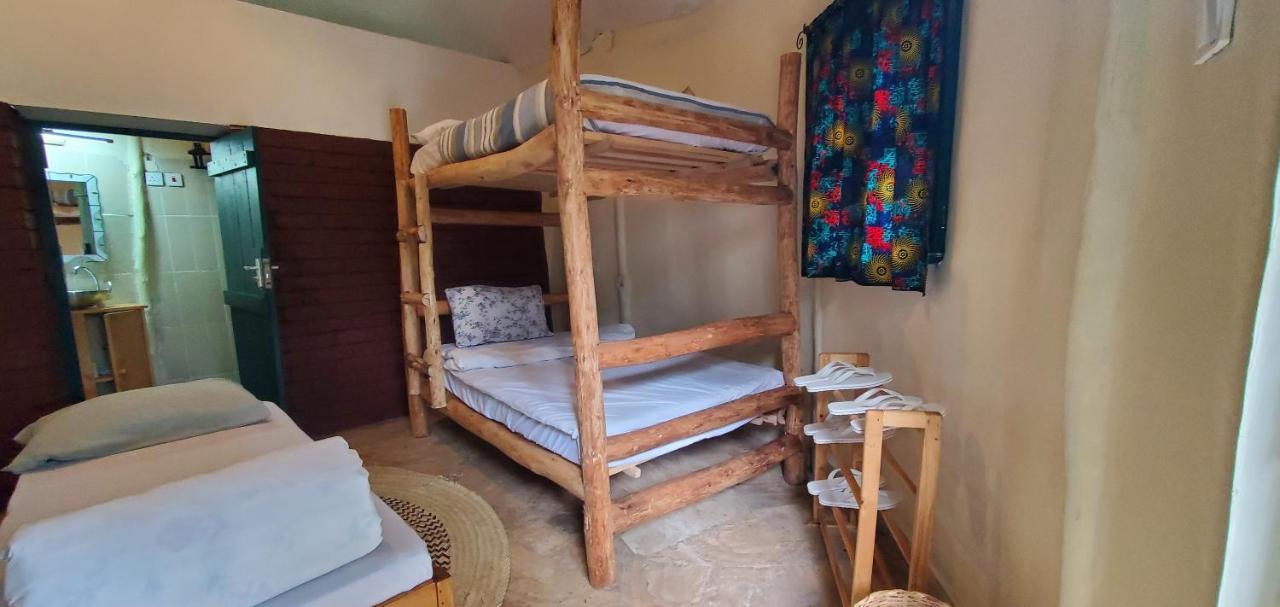 Kizumba House Hostel อารูชา ภายนอก รูปภาพ