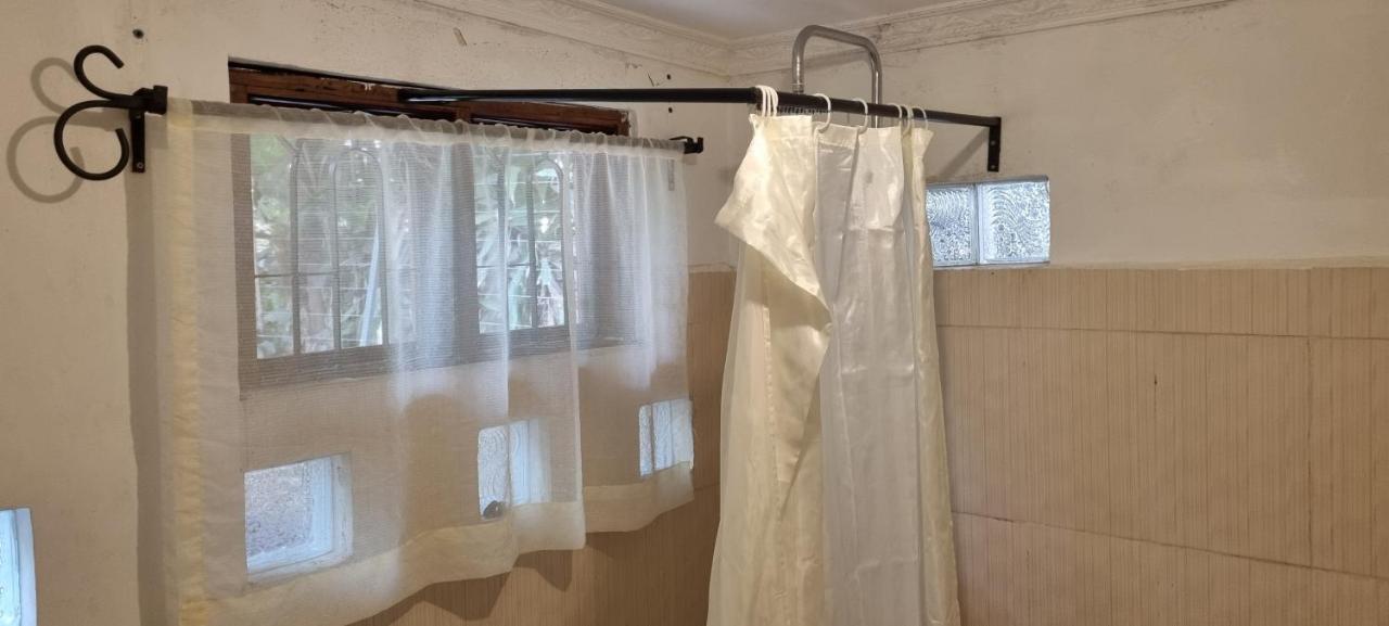 Kizumba House Hostel อารูชา ภายนอก รูปภาพ