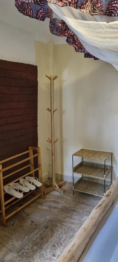Kizumba House Hostel อารูชา ภายนอก รูปภาพ