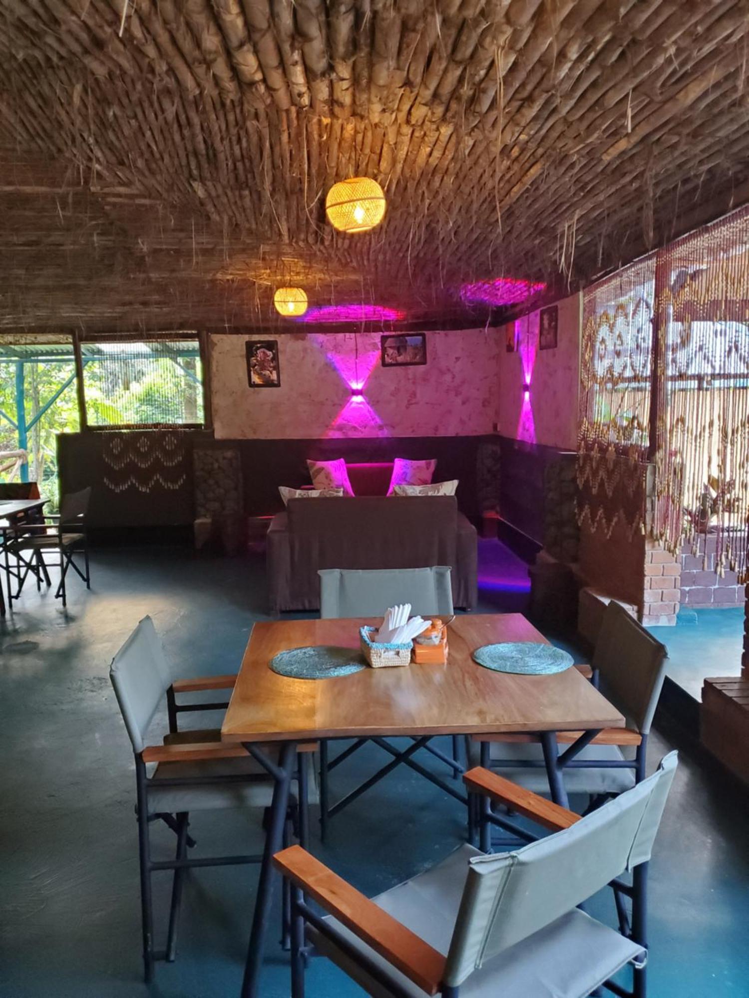 Kizumba House Hostel อารูชา ภายนอก รูปภาพ
